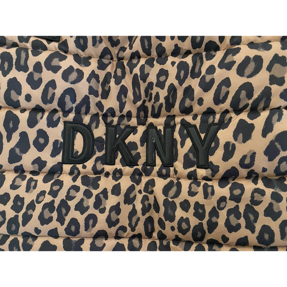 DKNY Leopard Print Quilted Weekend Duffel Bag Large Mob Wife Travel Carry on Bag - Picture 2 of 12